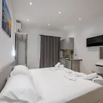 شقة Ali