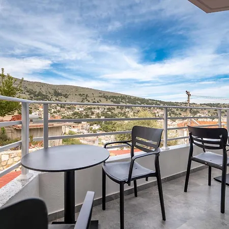 Ali Apartmán Sarandë